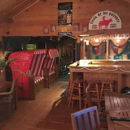 Haus Am Bodden Apartament *